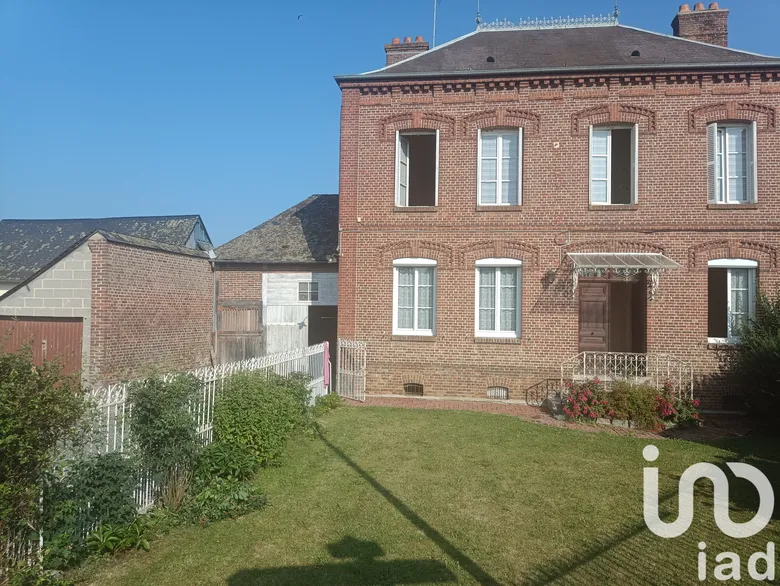 Maison 6 pièces 136 m² · à Vieux-Rouen-sur-Bresle · 136 m² · 177 500 €