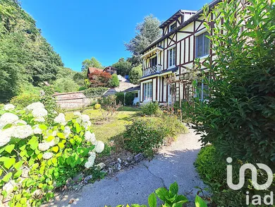 Maison de campagne à Saint-Laurent-de-Brèvedent (76700)
