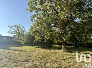 Land at Louhans (71500)