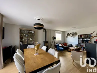 House at Saint-Julien (22940)