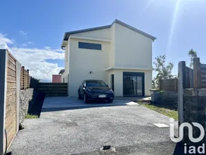 House at Sainte-Marie (97438)