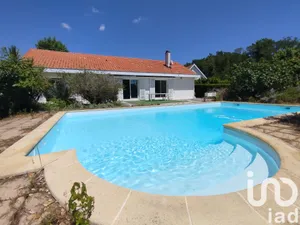 House at Le Taillan-Médoc (33320)