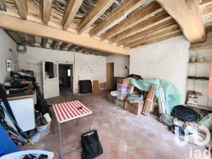 Maison de village à Montillot (89660)