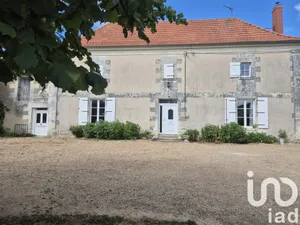 Maison de campagne à Doussay (86140)