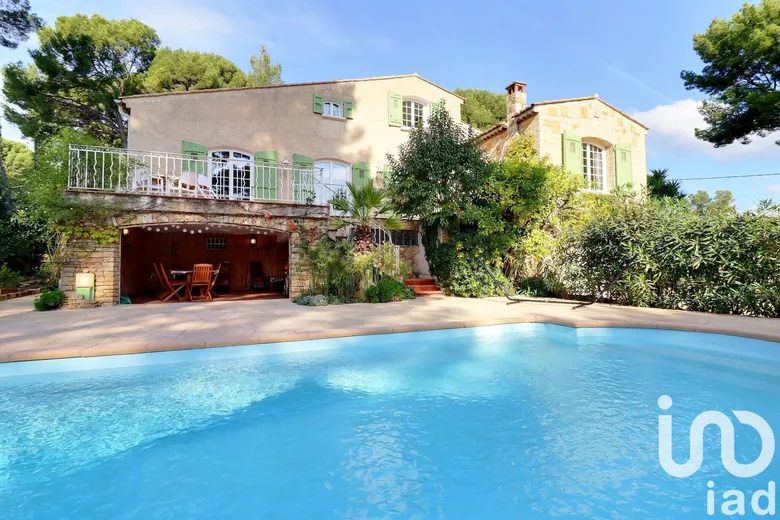 Maison 5 pièces 198 m² · à La Ciotat · 198 m² · 1 295 000 €