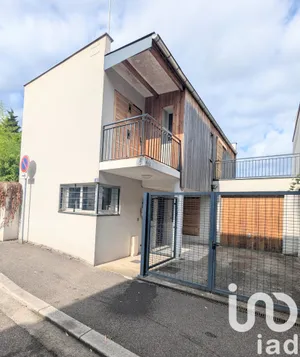 Maison de ville à Vaulx-en-Velin (69120)