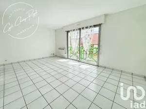 Apartment at Mitry-Mory (77290)