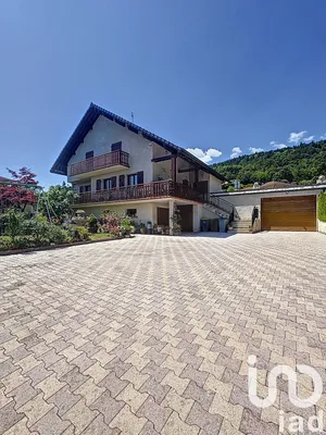 Traditional house at Bellegarde-sur-Valserine (01200)