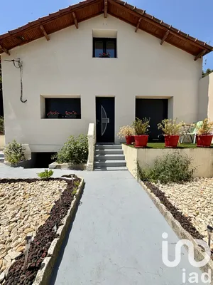 House at Le Teil (07400)