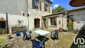 Maison à Champs-sur-Yonne (89290)