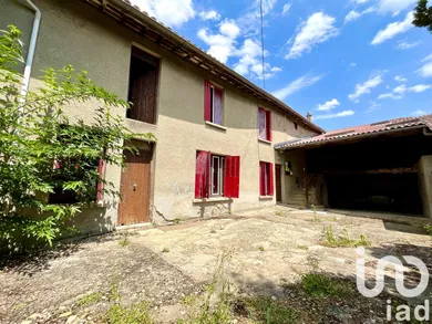 Farm at Échalas (69700)