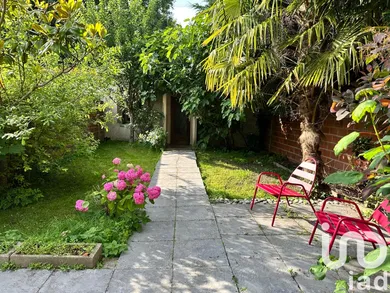 House at Versailles (78000)