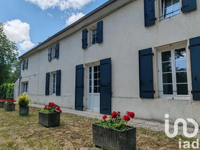 Maison à Surgères (17700)