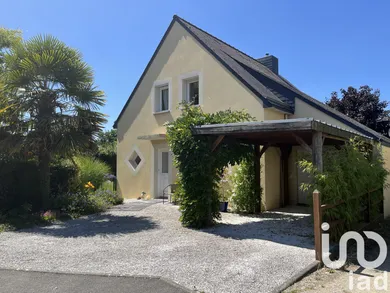 Detached house at Saint-Germain-en-Coglès (35133)