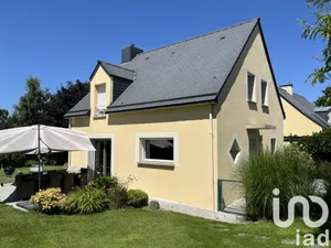 Detached house in Saint-Germain-en-Coglès (35133)