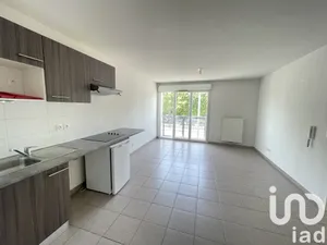 Apartment at Cenon (33150)