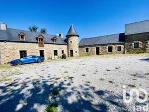 Domaine à Pleurtuit (35730)