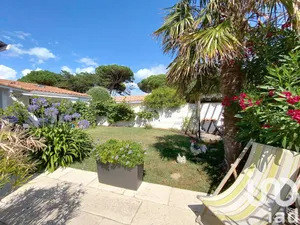 Village house in Le Bois-Plage-en-Ré (17580)