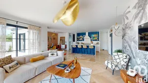 House at Bias (47300)