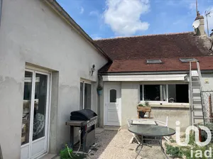 Maison à Villiers-Vineux (89360)