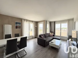 Apartment at Arpajon (91290)