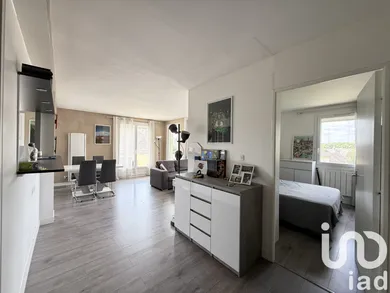 Apartment at Arpajon (91290) — 5/11