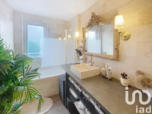 Apartment in Reims (51100)