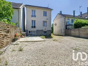 Maison traditionnelle à Ozoir-la-Ferrière (77330)