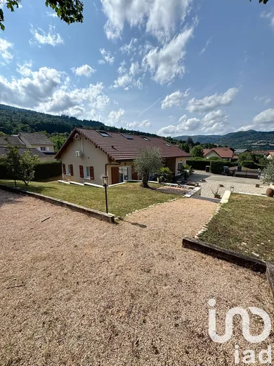Maison traditionnelle à Châtillon-en-Michaille (01200)