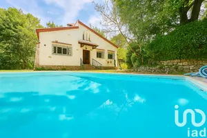 Maison à Roquefort-les-Pins (06330)
