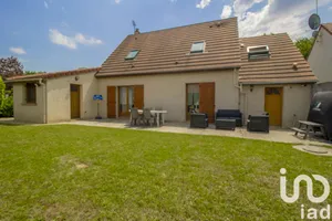 Maison traditionnelle à Mézières-sur-Seine (78970)