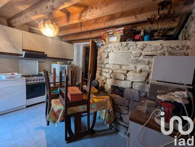 Maison traditionnelle à Laurière (87370)