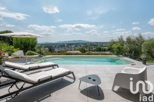 Maison d'architecte à Voiron (38500)