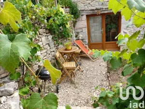 House at Montvalent (46600)