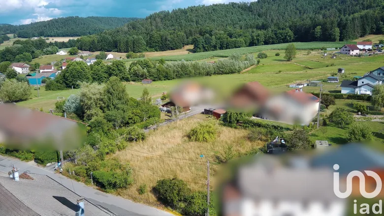 Terrain 107 m² · à La Neuveville-Devant-Lépanges · 107 m² · 49 000 €