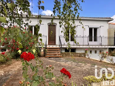 Traditional house at Luçon (85400)