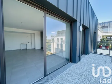 Apartment in Nemours (77140)