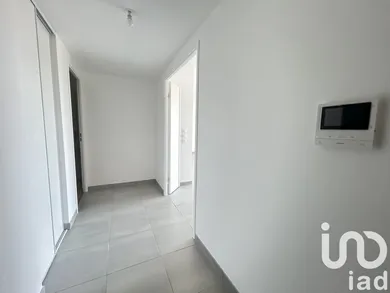 Apartment in Nemours (77140)