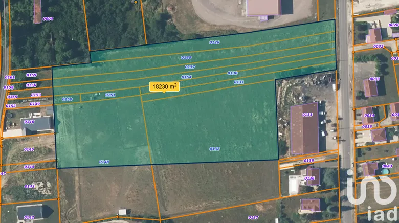 Terrain à bâtir à MALIGNY (89800) · 251 000 €