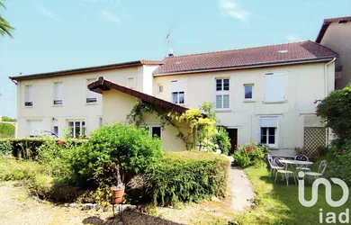 Building in Mailly-le-Camp (10230)