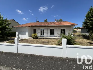 House in Le Tallud (79200)