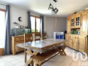 Maison traditionnelle à Murol (63790)