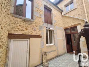 Maison de ville à Beaumont-sur-Sarthe (72170)