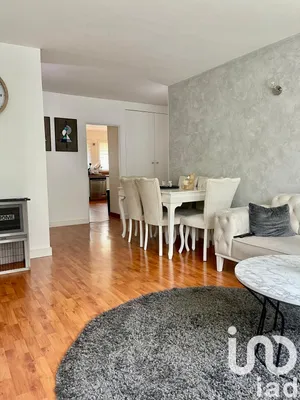 Apartment at Écouen (95440)