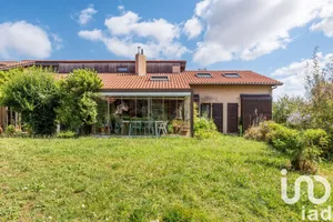 House in Francheville (69340)