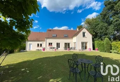 Traditional house at Crécy-la-Chapelle (77580)