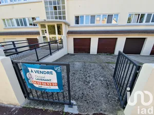 Parking at Chelles (77500)