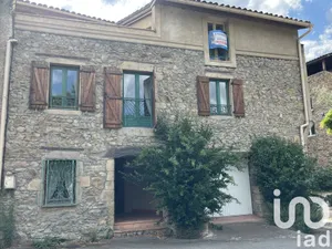 Maison traditionnelle à Saint-Pierre-de-Bœuf (42520)