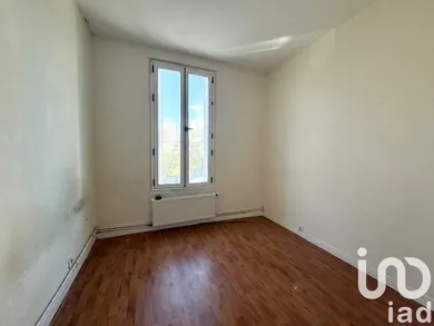 Apartment in Colombes (92700)