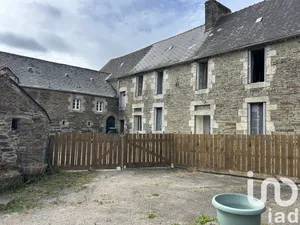 House at Merléac (22460)
